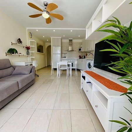 Cozy Seaside Apartment 215 In Parque Santiago 2 Playa de las Américas Exterior foto